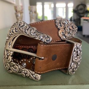 Tony Lama Swarovski rhinestone belt 34 brown